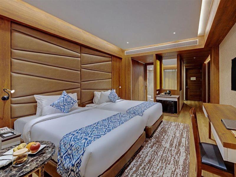 Leo Resorts Junagadh Εξωτερικό φωτογραφία